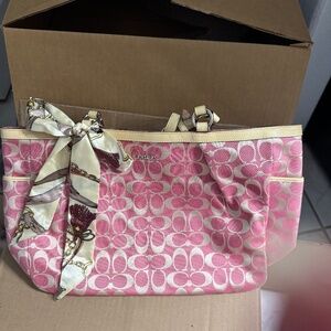 XL COACH BAG